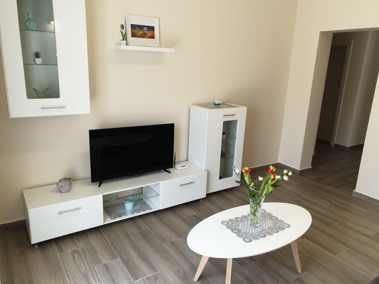 Apartments Jadran Tivat Exterior photo