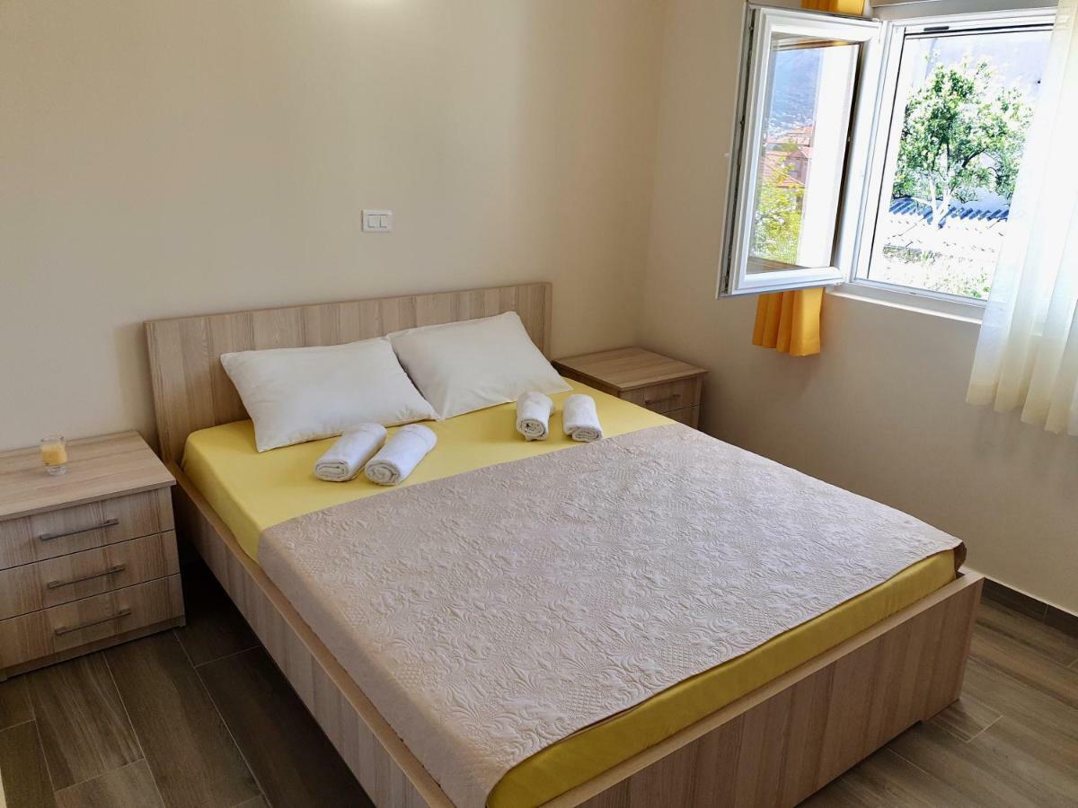 Apartments Jadran Tivat Exterior photo